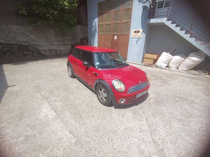 MINI One 