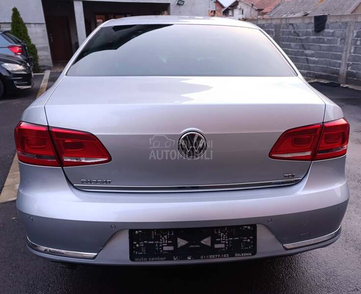 Volkswagen Passat B7 1.6HIGHLINE