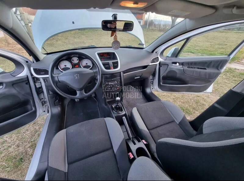 Peugeot 207 1.4 SW elegance