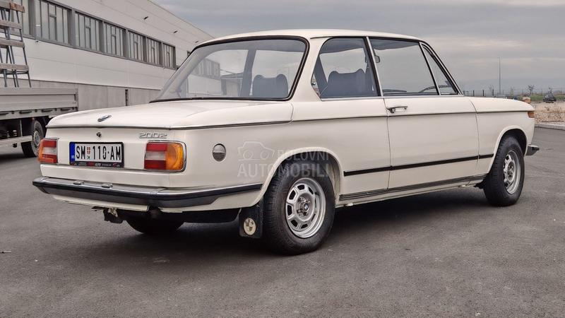 BMW 2002 