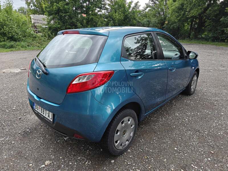 Mazda 2 1.3i CE PRO