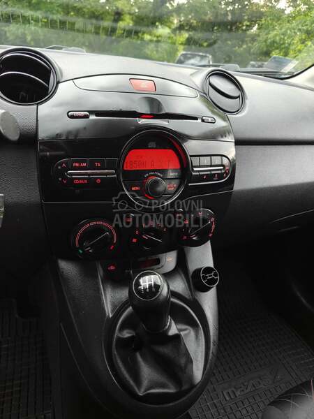 Mazda 2 1.3i CE PRO