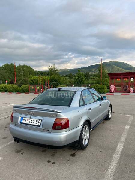Audi A4 1.8 t
