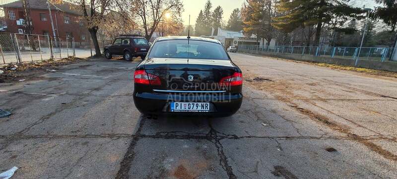 Škoda Superb 