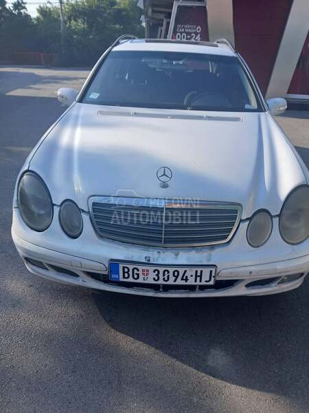 Mercedes Benz E 220 