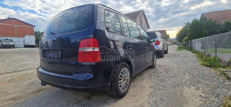 Volkswagen Touran 