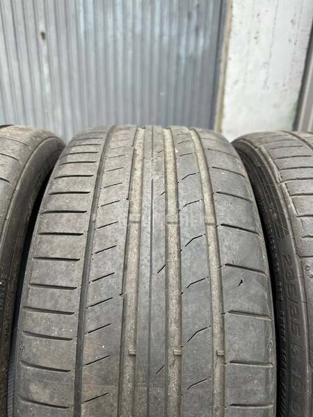 Continental 235/35 R19 Letnja