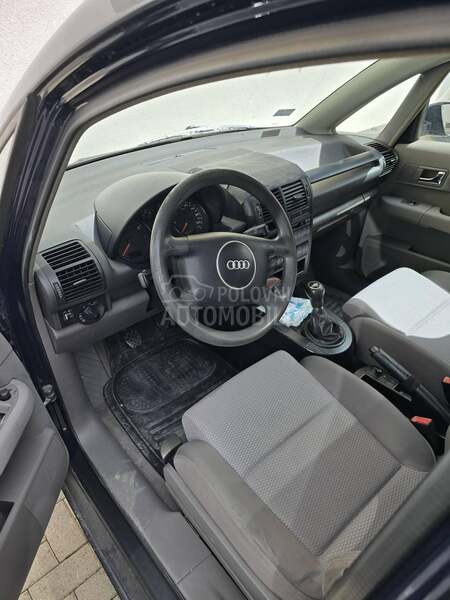 Audi A2 