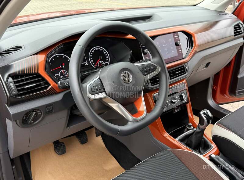 Volkswagen T-Cross 1.0 TSI STYLE LOUNGE