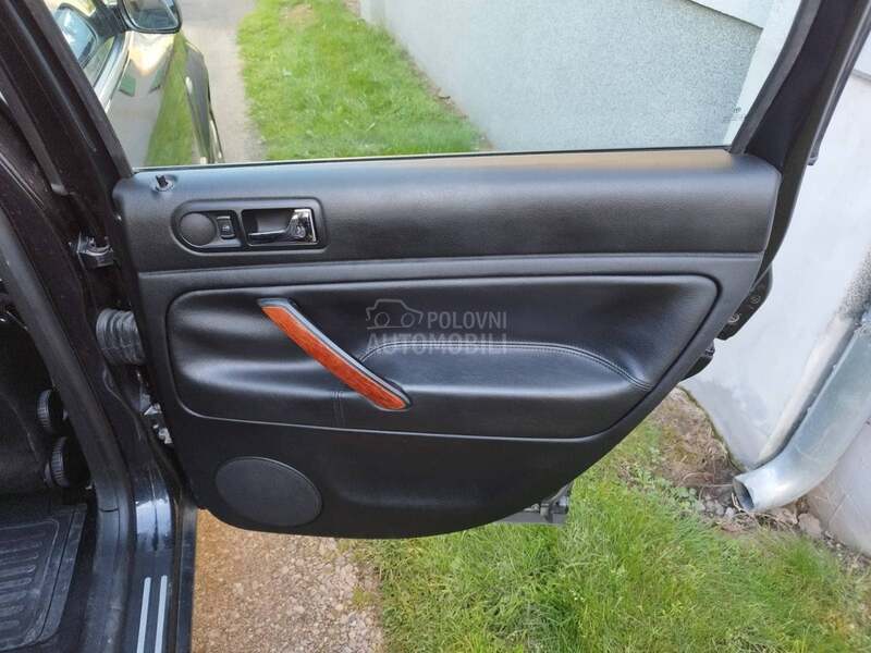 Volkswagen Passat B5.5 Rezervisan