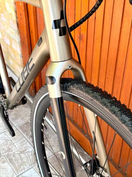Cube Nuroad 28