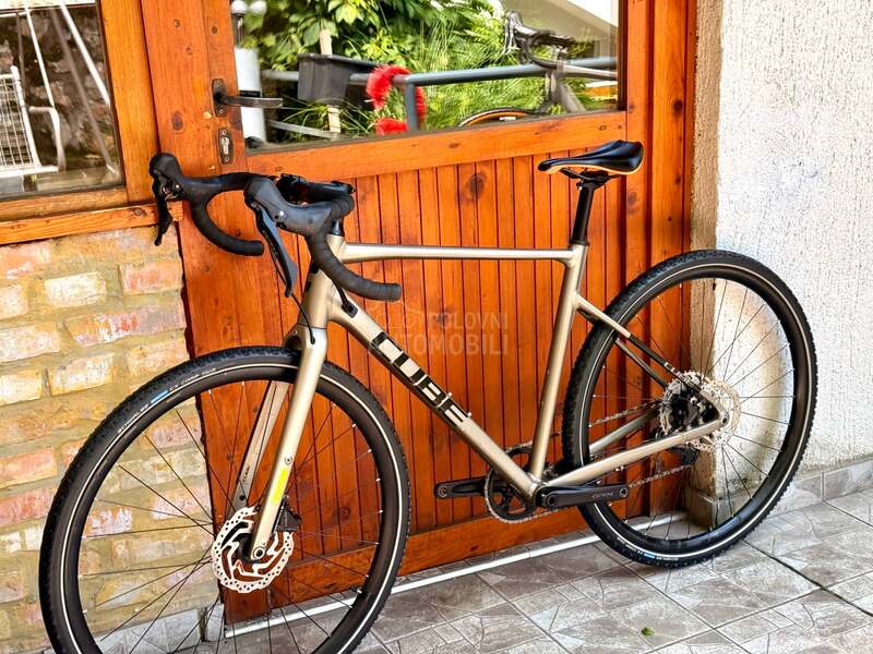 Cube Nuroad 28