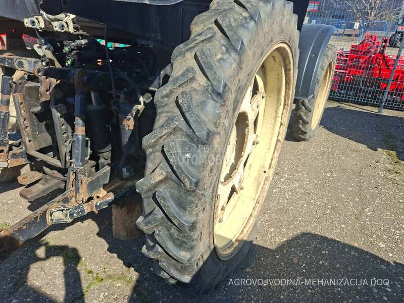 Valtra T 151 EH