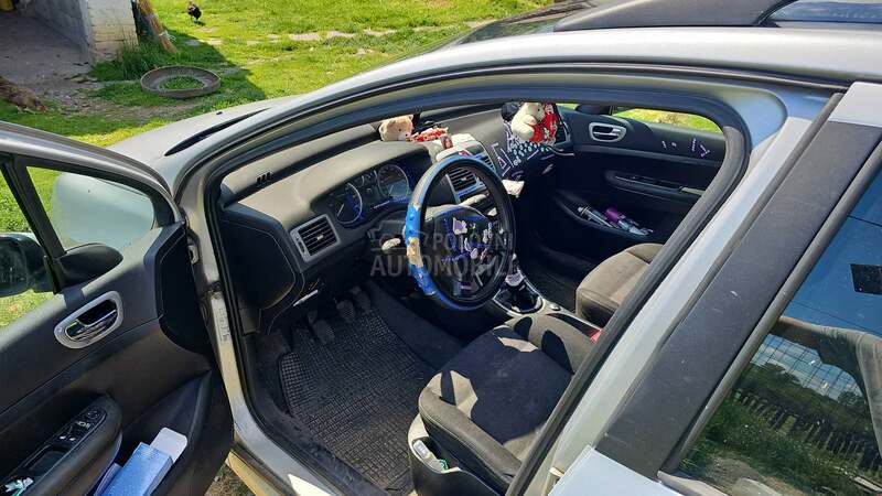 Peugeot 307 Pezo 307 2.0hdi