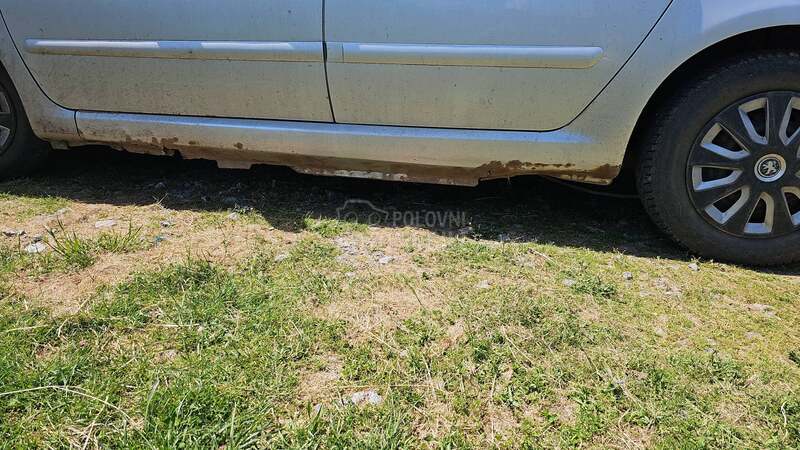 Peugeot 307 Pezo 307 2.0hdi