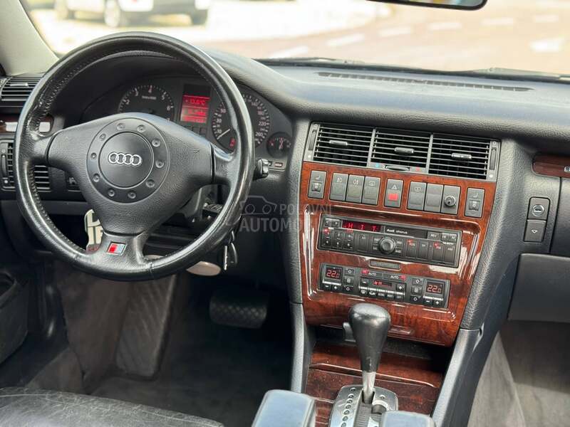 Audi A8 BLINDA