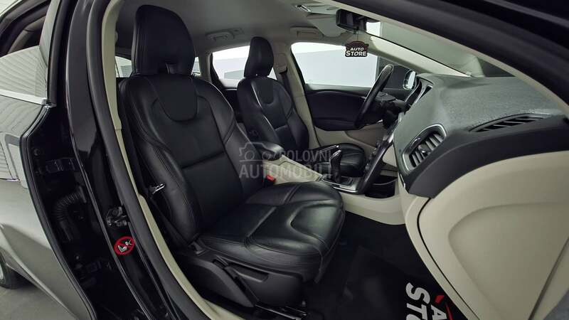 Volvo V40 D2