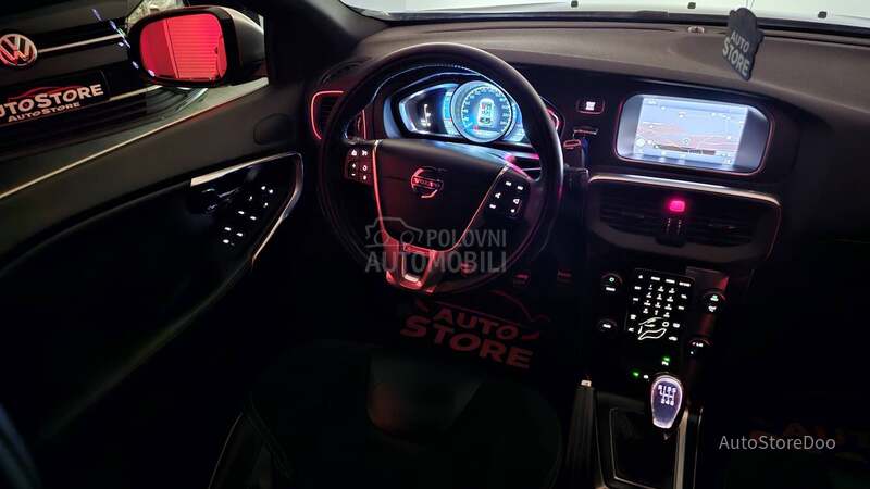 Volvo V40 R D2