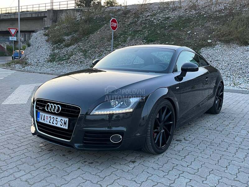 Audi TT 