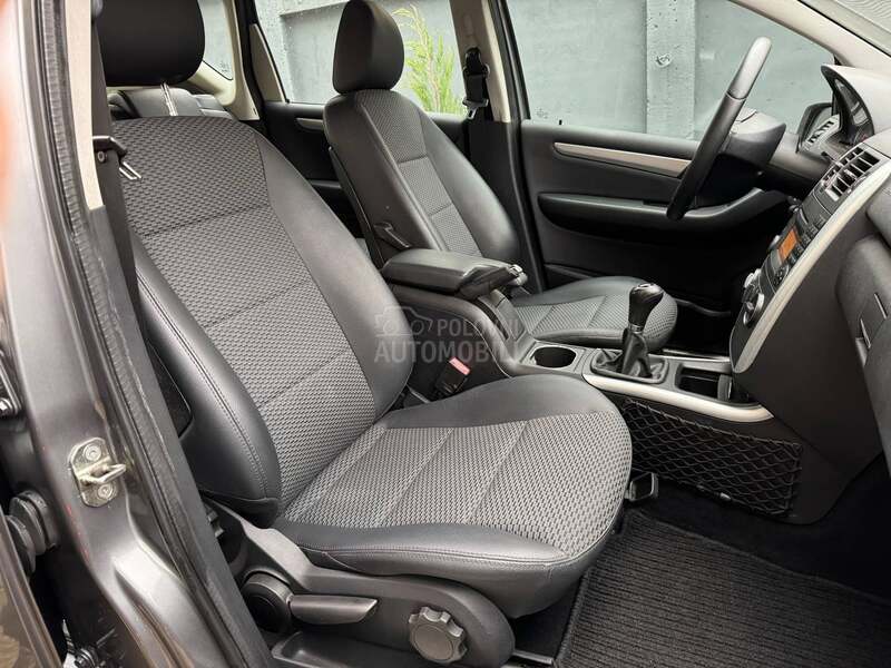 Mercedes Benz A 160 CDI AVANTGARDE