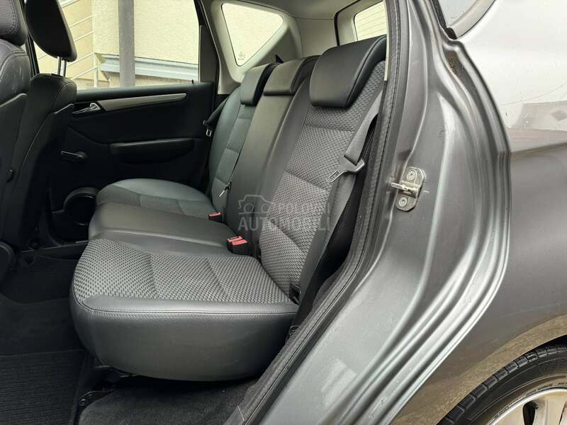Mercedes Benz A 160 CDI AVANTGARDE