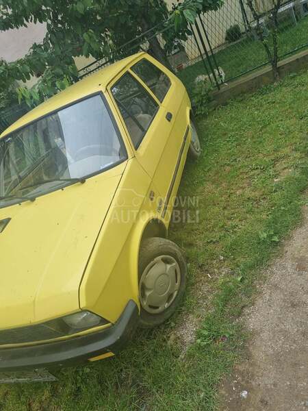 Zastava Yugo Tempo EFI