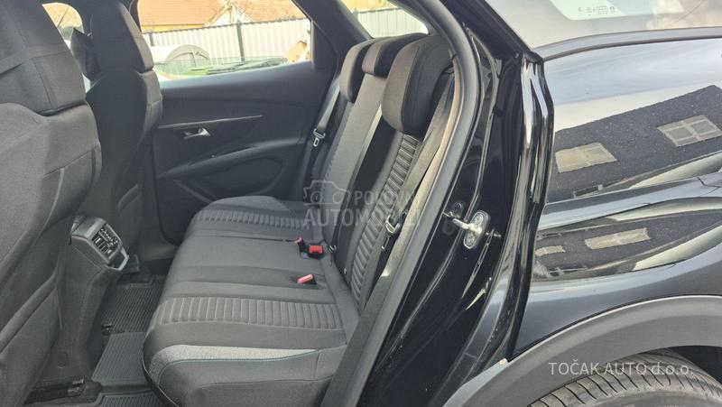 Peugeot 3008 Active Pack 1.5 130