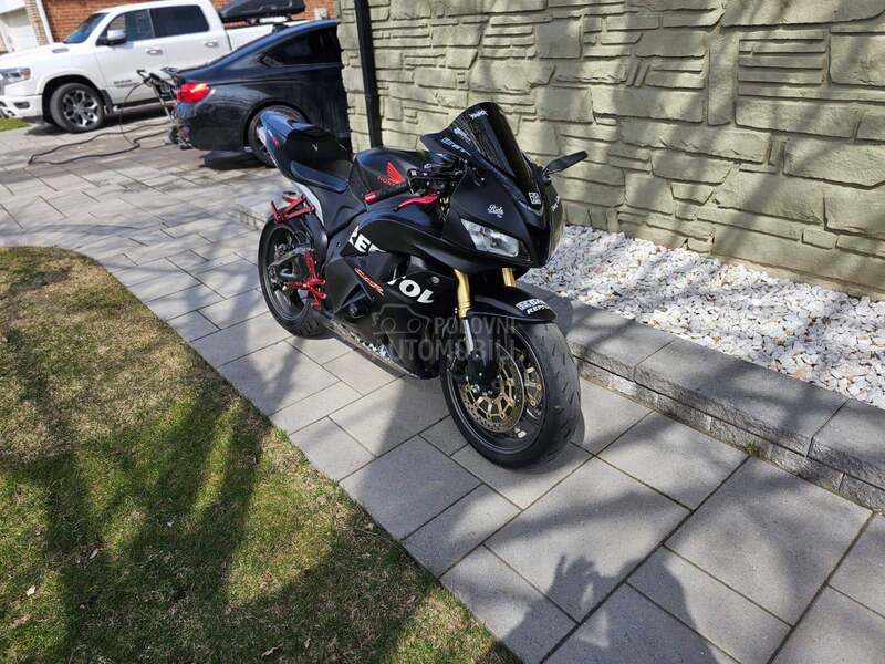 Honda cbr