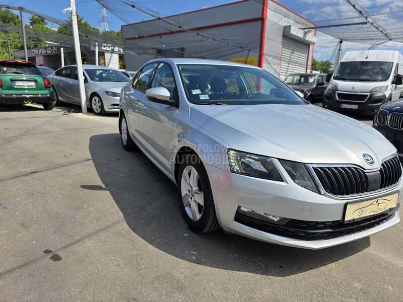 Škoda Octavia 1.6 TDI AMBITION