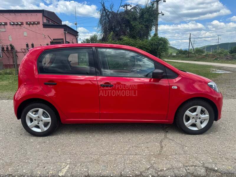 Volkswagen up! 