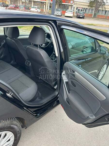 Volkswagen Golf 6 