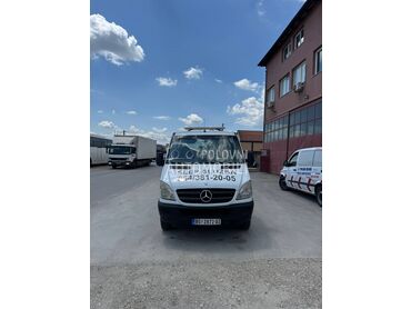 Mercedes Benz sprinter