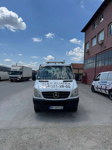 Mercedes Benz sprinter
