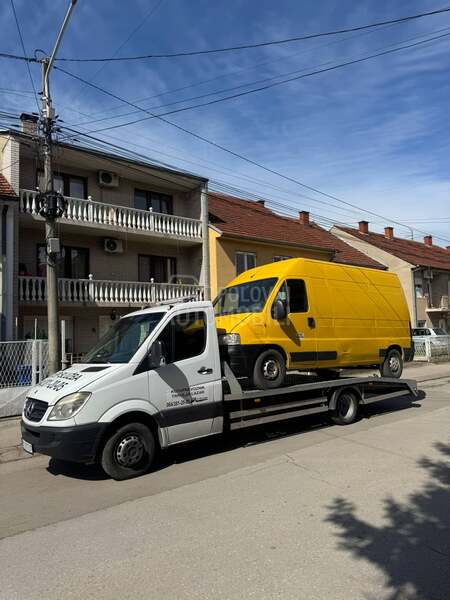 Mercedes Benz sprinter