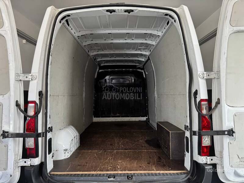 Renault Master 2.3 DCI L3H2