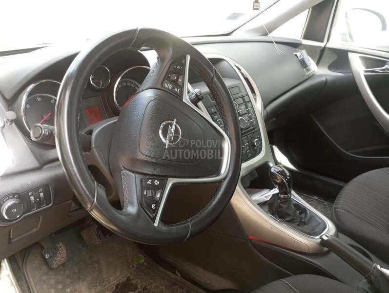 Opel Astra J 1.7 CDTI