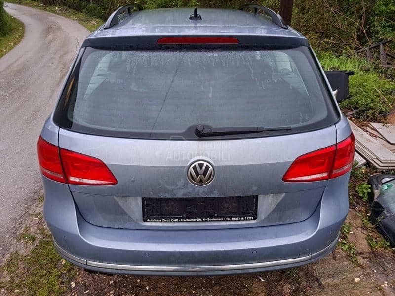 Volkswagen Passat B7 2013. god. -  kompletan auto u delovima