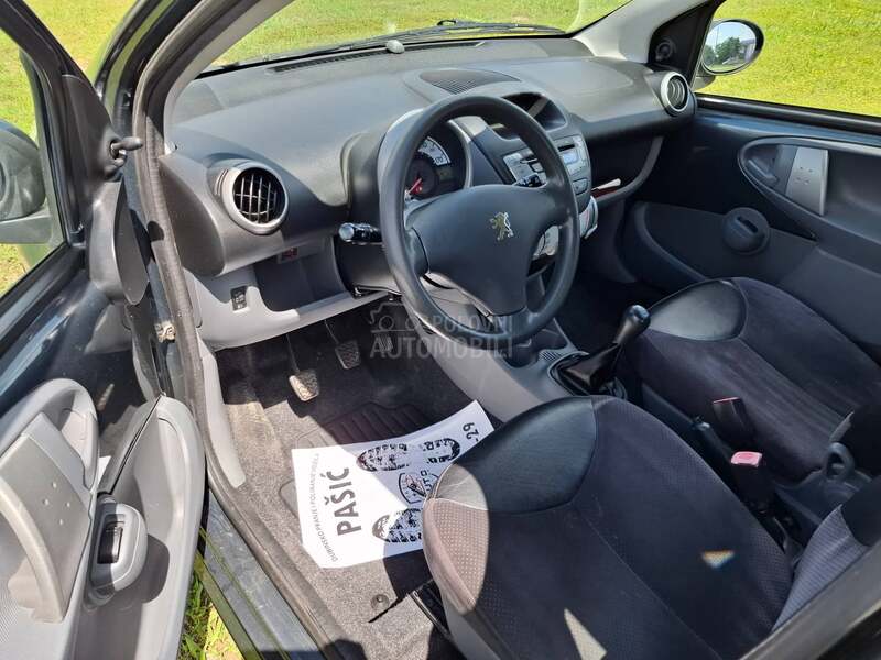 Peugeot 107 1,0b