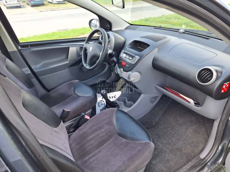 Peugeot 107 1,0b