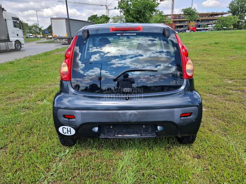 Peugeot 107 1,0b