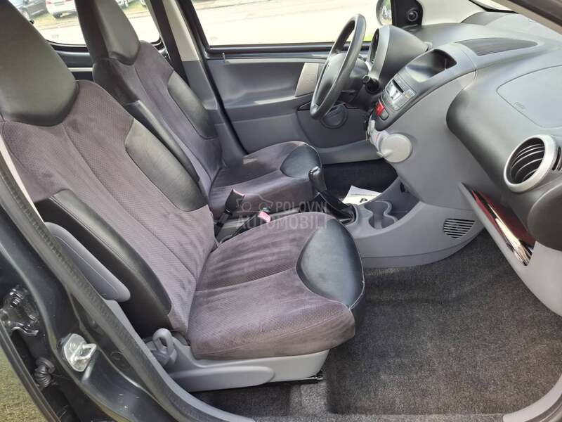 Peugeot 107 1,0b