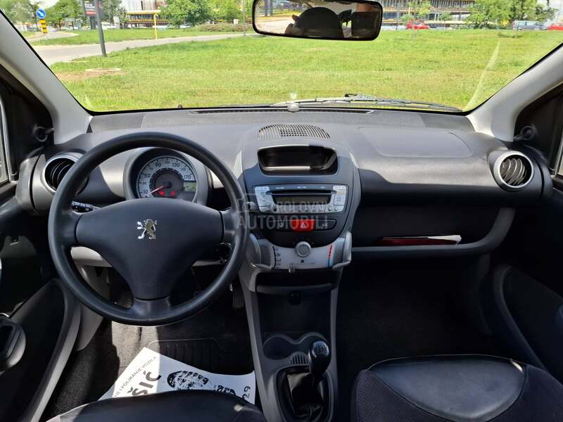 Peugeot 107 1,0b
