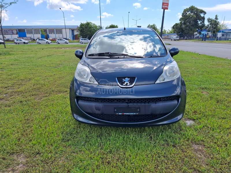 Peugeot 107 1,0b