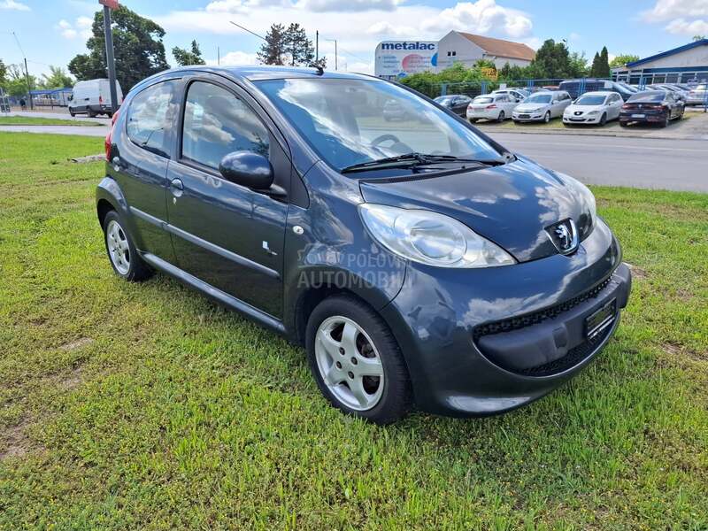 Peugeot 107 1,0b