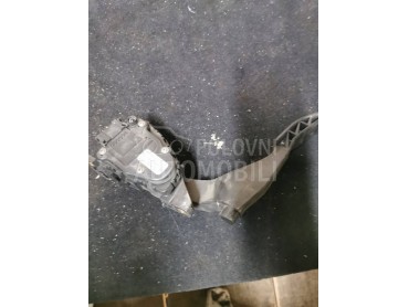 papucica gasa 8l za Audi A3