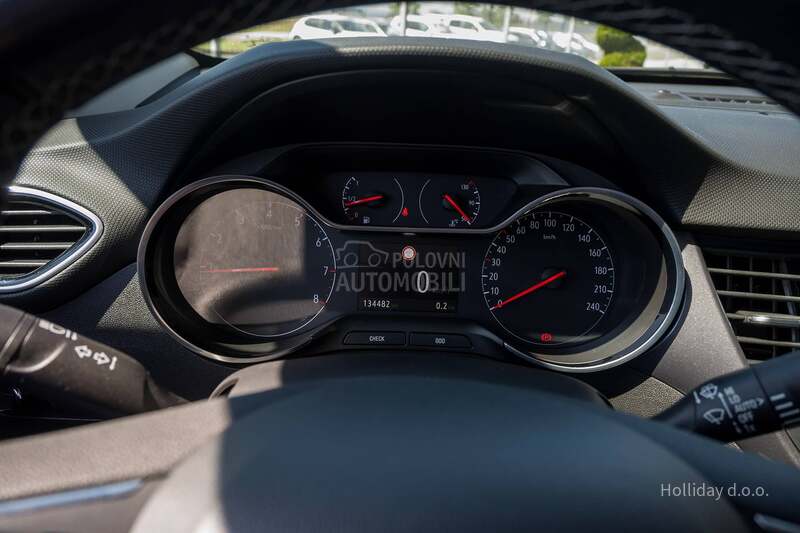 Opel Crossland X  1.2 Turbo Elegance