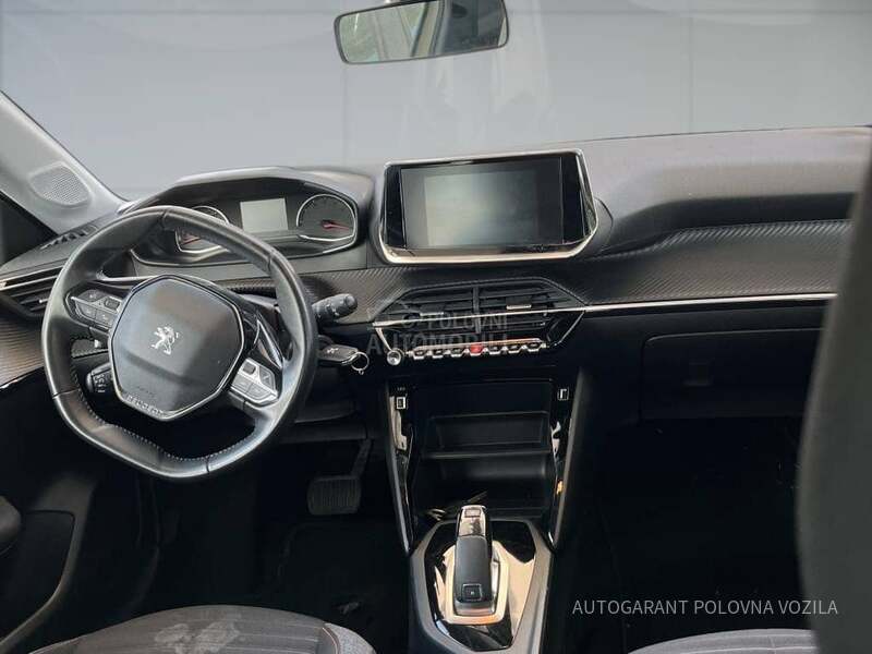 Peugeot 208 1.2 ACTIVE A/T
