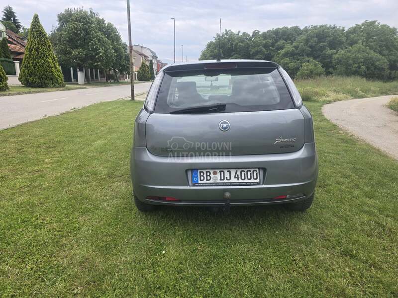 Fiat Grande Punto 1.4 1 4 8 0 0 0 k m