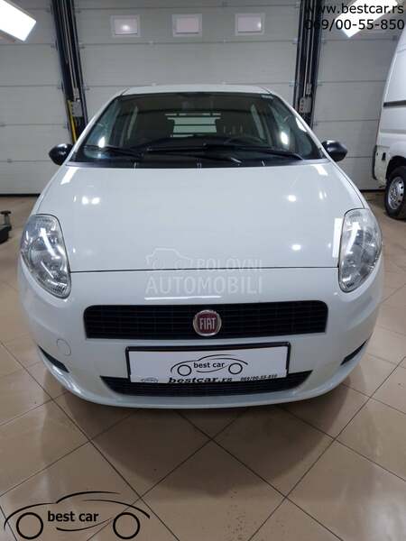Fiat Grande Punto 4 Sedista N1