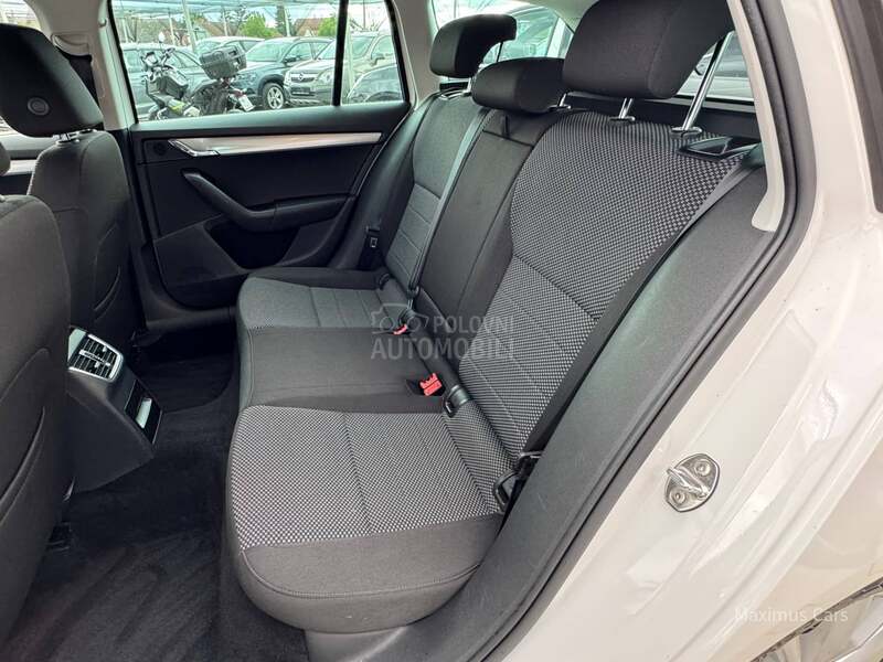 Škoda Octavia 1.6 DSG S E R V I S